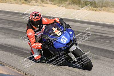 media/Nov-16-2025-Race Pace (Sun) [[8c5fa54630]]/Non Verified Riders (1st 20 Minutes)/3-Turn 3 Inside (11am)/